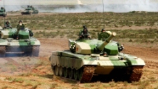 99式主战坦克图片