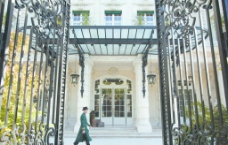 五星级酒店巴黎香格里拉庭院